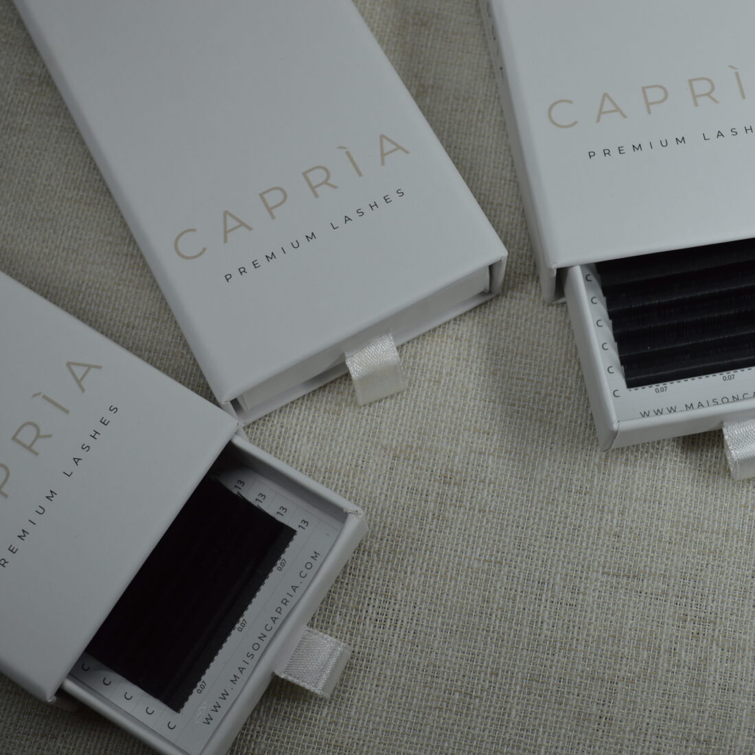 PREMIUM LASHES BLACK